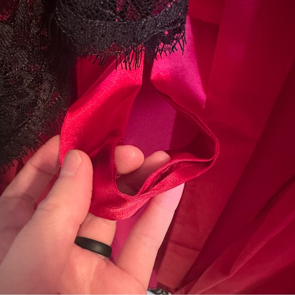 Lace Trim Robe & Short Set - Picture 5 of 6